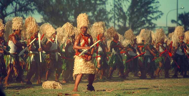통가 대학생들의 카일라오(Kailao) 전통춤 /위키피디아