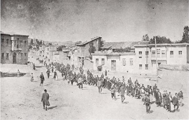 수용소로 끌려가는 아르메니아인들 /위키피디아