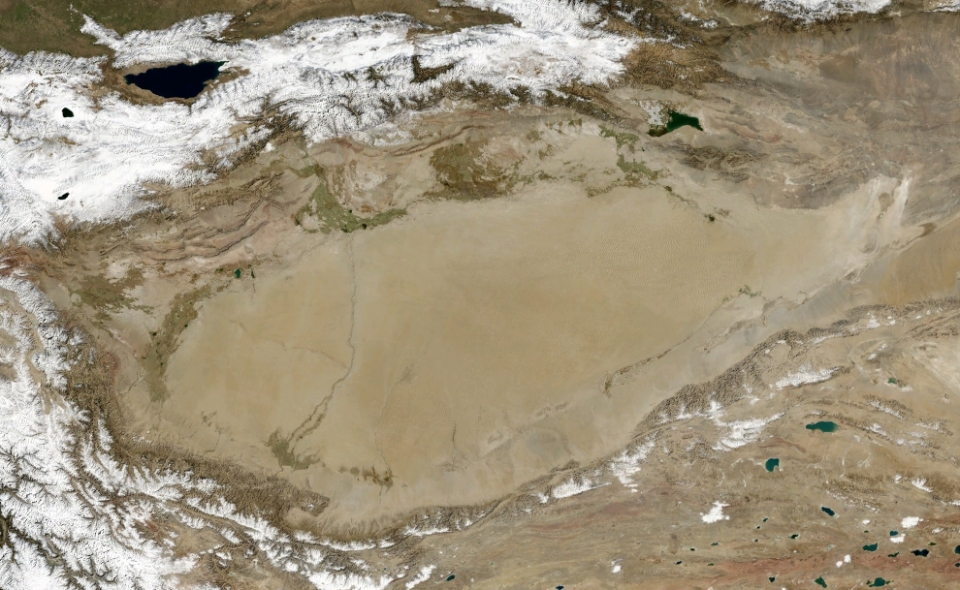 NASA 인공위성이 찍은 타림분지 /위키피디아