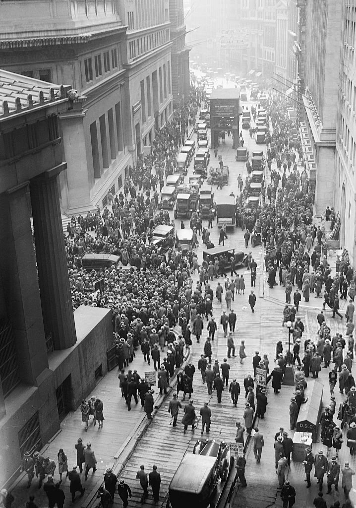 1929년 10월 증시 대폭락 이후의 뉴욕 월가의 모습 /위키피디아