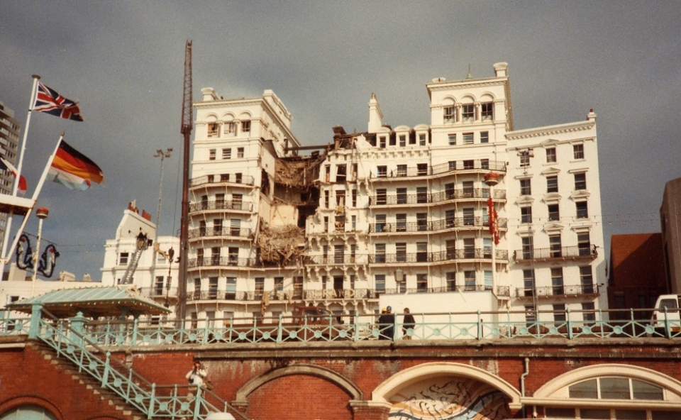 1984년 IRA의 공격을 받은 영국의 그랜드 브라이튼 호텔 /위키피디아