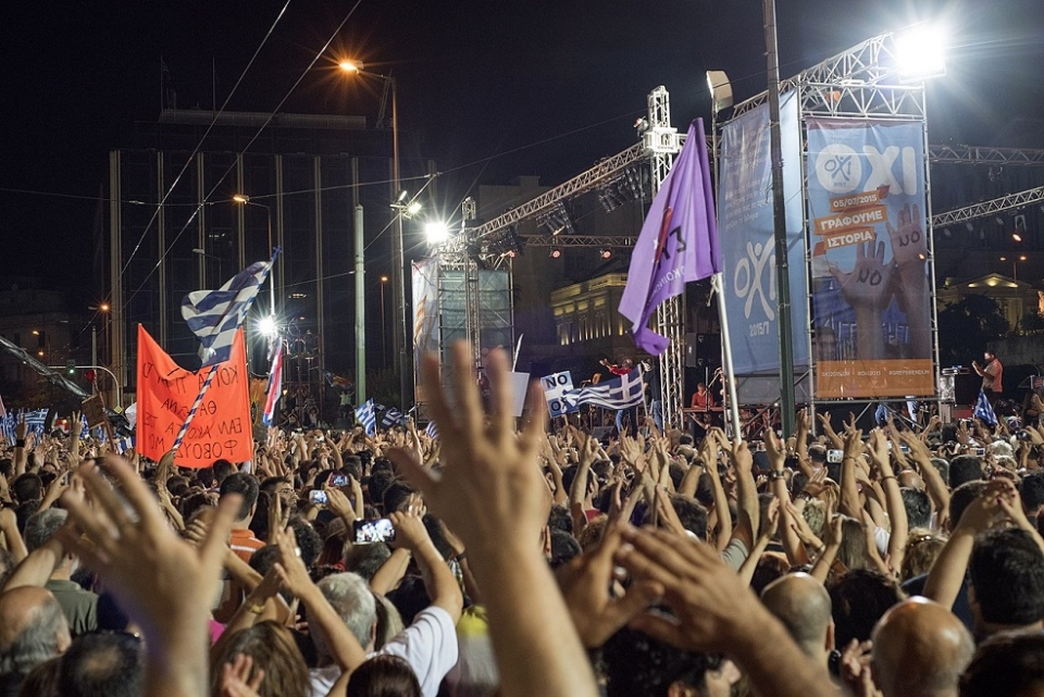 국민투표 직전인 2015년 7월 3일 긴축정책 반대를 외치는 아테네 시민들 /위키피디아