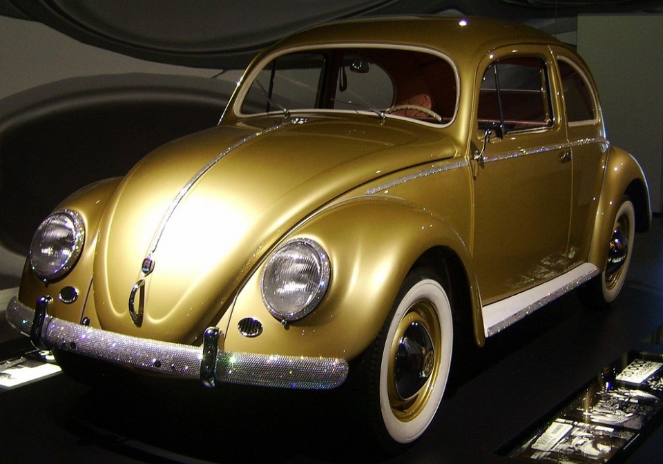 전후 독일의 경제기적을 상징하는 폴크스바겐의 딱정벌레차(Beetle) /위키피디아