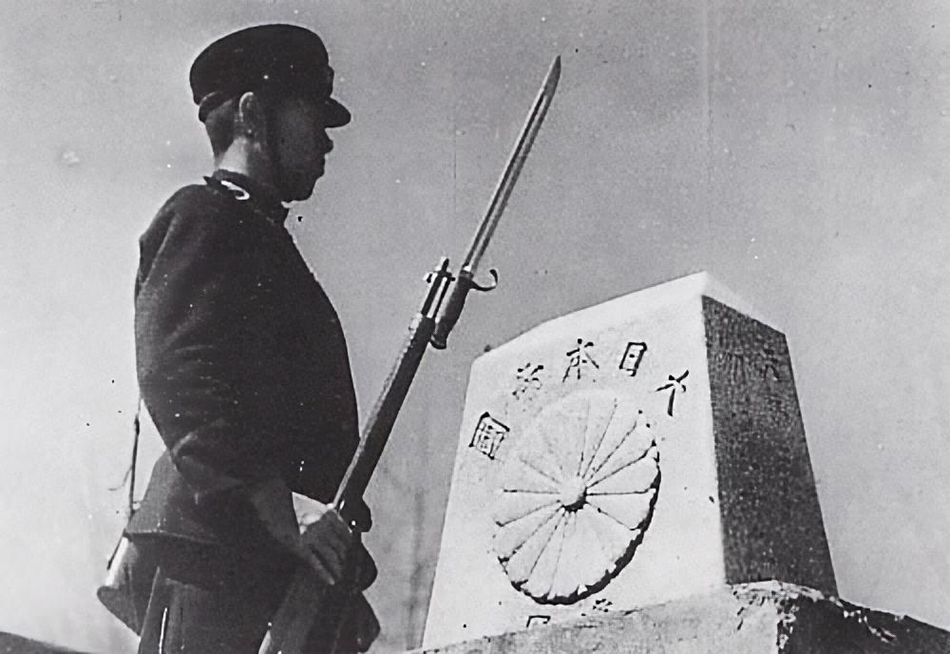 1945년 이전에 사할린 국경을 지키는 일본군 /위키피디아