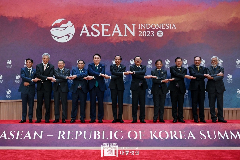 윤석열 대통령이 9월 6일 인도네시아 자카르타 컨벤션 센터에서 열린 한·아세안 정상회의에 참석하고 있다 /사진=대통령실
